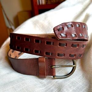 Mossimo supply rustic brown and black leather belt SZ L